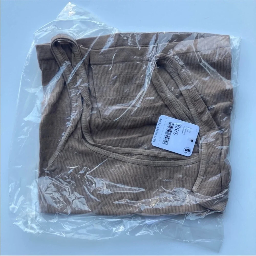 NWT Free People Square One Seamless Cami Nude Size XS/S - Picture 5 of 9